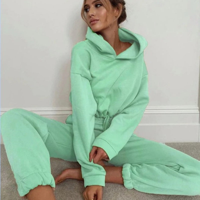 Women’s 2-Piece Jogging Suit